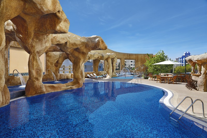 Elixir spa Hilton Beirut Habtoor Grand pool day use packages
